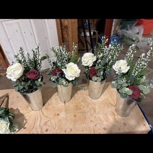 4 flower vases